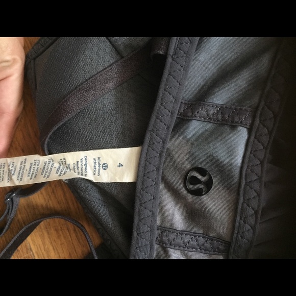 Lululemon Rehearsal Tank - Picture 6 of 6